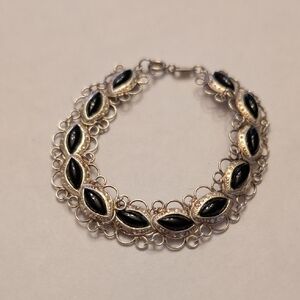 Vintage Sterling Silver Filigree Onix Bracelet